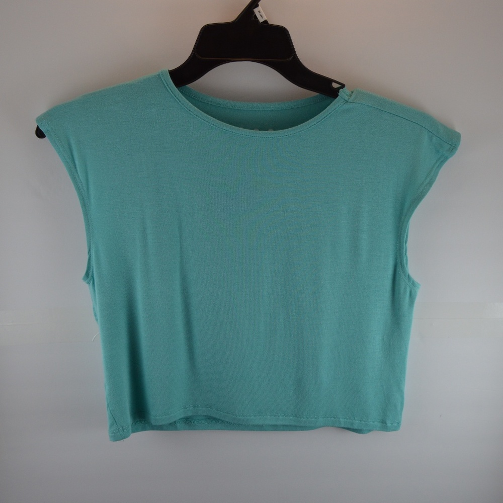🔴 Ducks in a Row Stretchy Crop Top